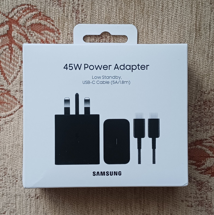 شارژر سامسونگ مدل EP-T4511 توان 45 وات سه پین به همراه کابل 1.8 متری اصلی ویتنام اورجینال
